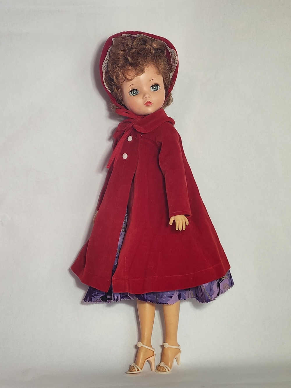 Red Vintage Doll Cape and Bonnet Set - Brand Unspecified